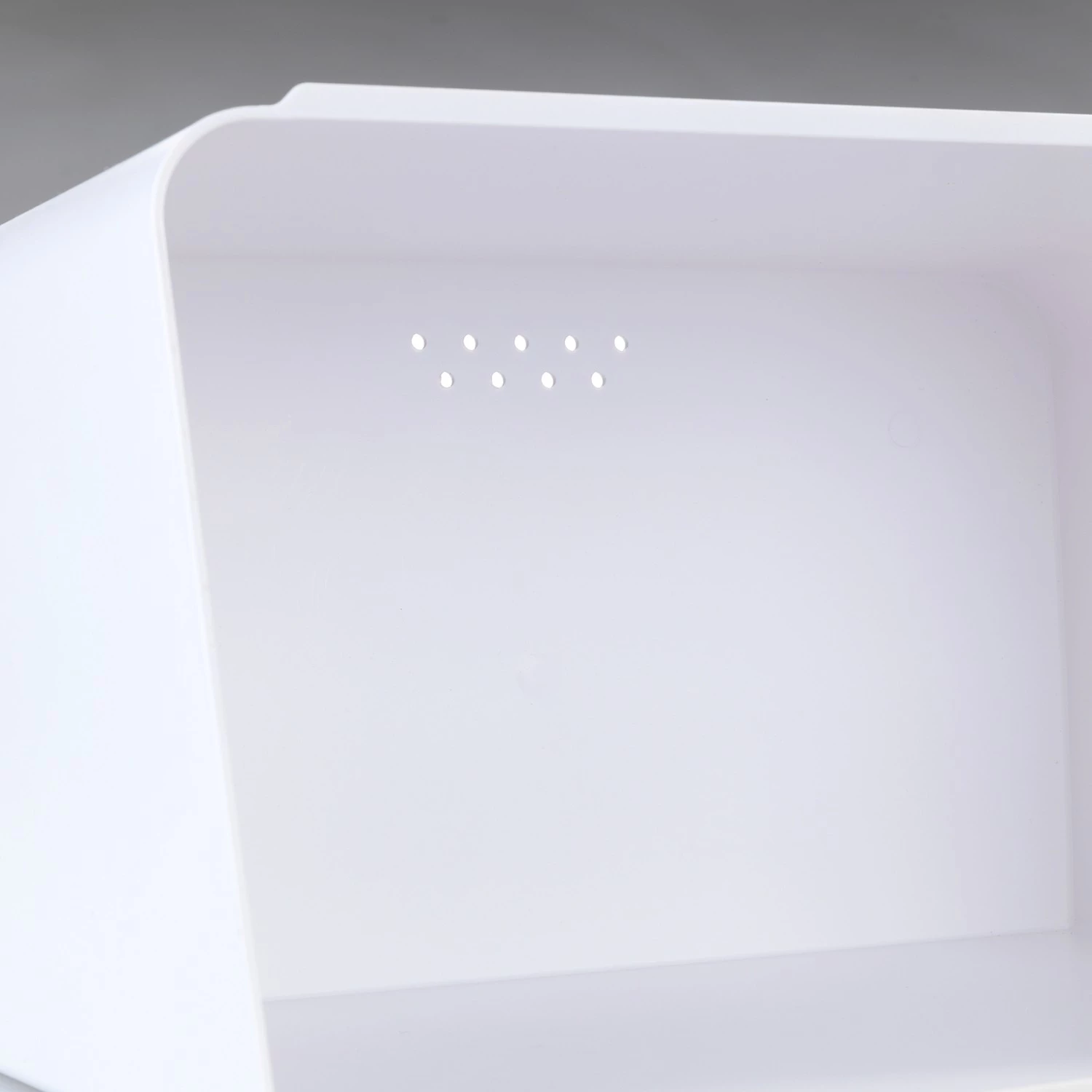 WENKO Boîte à pain Kubo - Polystyrène / Bambou - Blanc 8 WENKO Boîte à pain Kubo - Polystyrène / Bambou - Blanc – Image 6