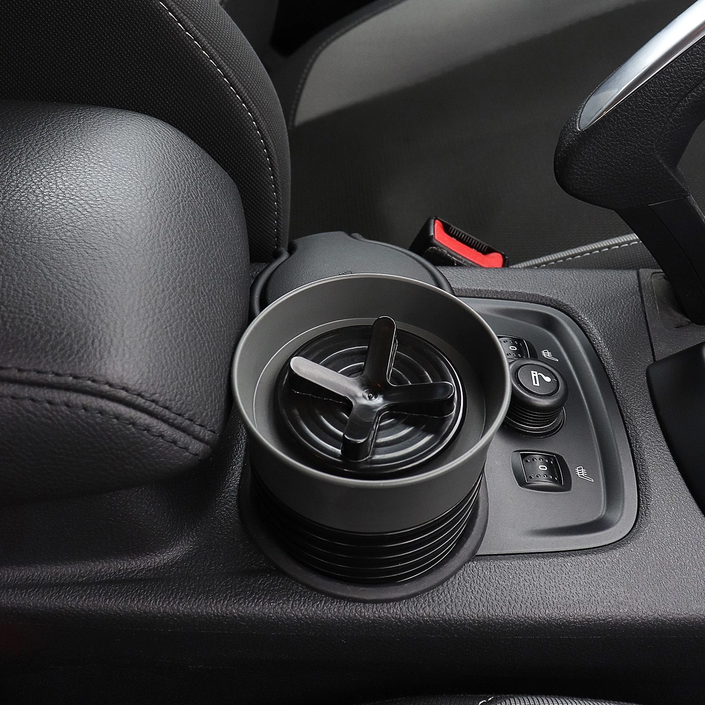 Koziol Mug isotherme Set SAFE TO GO (2 élém.) - Matière plastique - Noir 4 Koziol Mug isotherme Set SAFE TO GO (2 élém.) - Matière plastique - Noir – Image 2